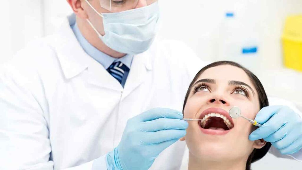 تاثیر متخصص ارتودنسی بر هزینه های ارتودنسی دندان 
